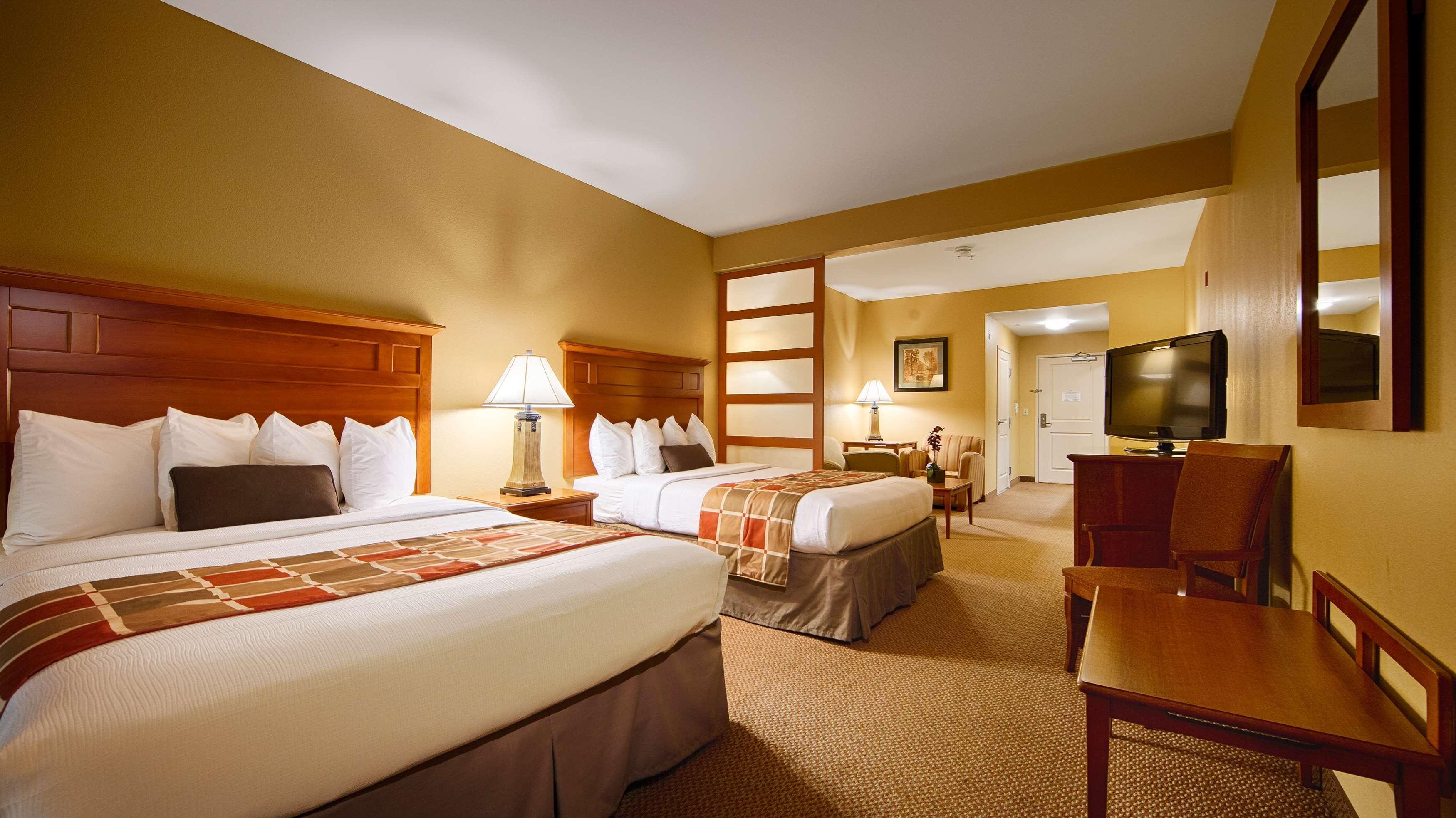 Best Western Plus University Park Inn & Suites State College Exterior foto