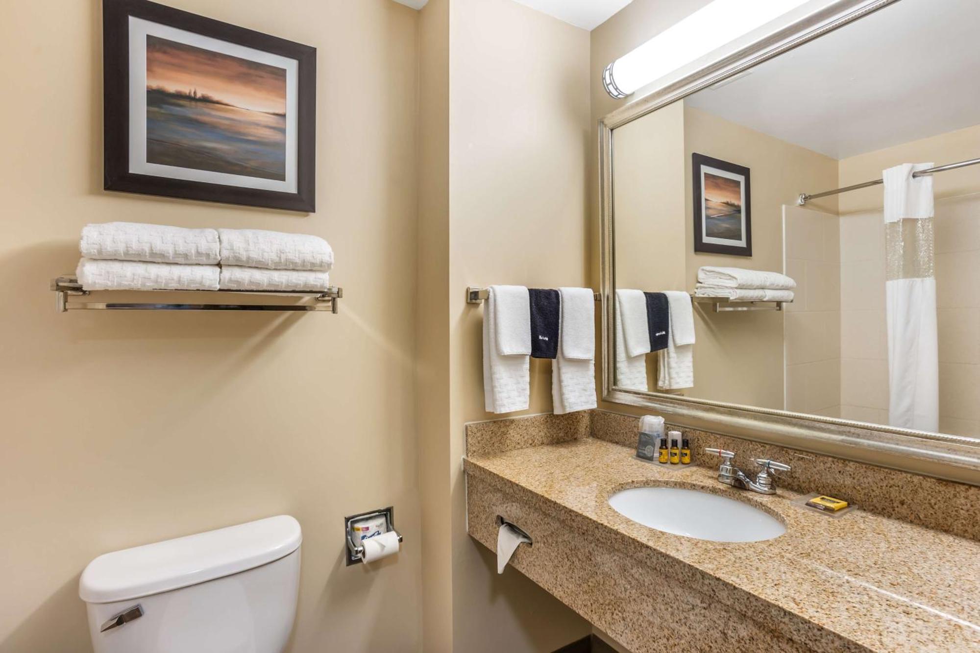 Best Western Plus University Park Inn & Suites State College Exterior foto