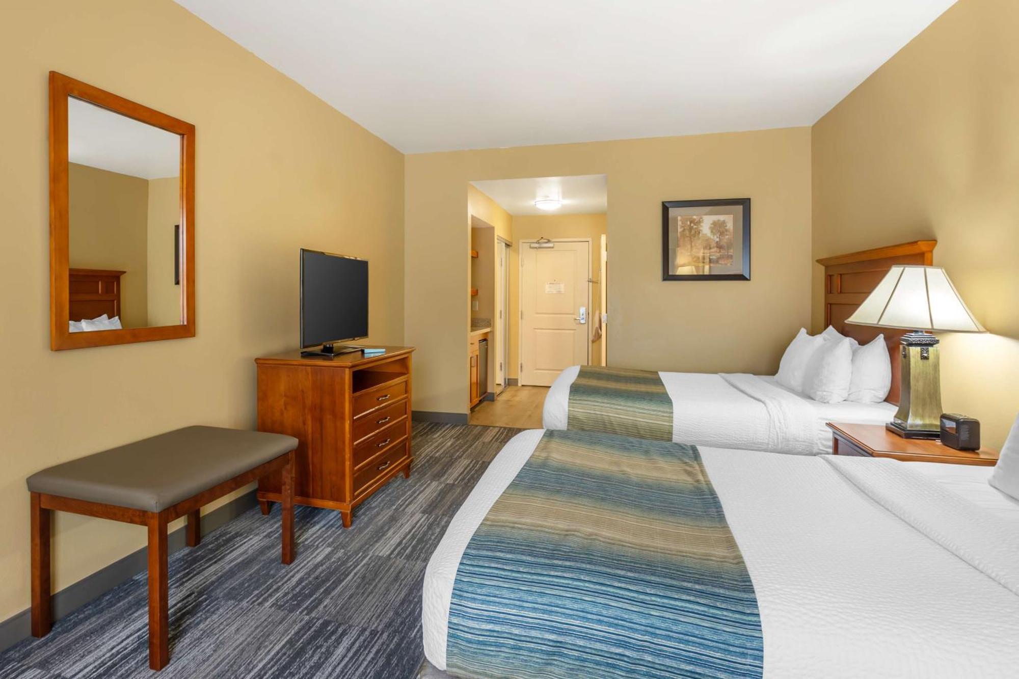 Best Western Plus University Park Inn & Suites State College Exterior foto