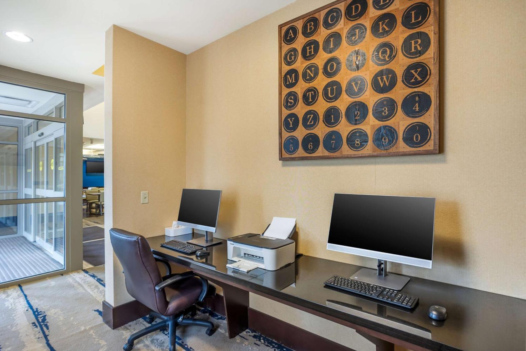 Best Western Plus University Park Inn & Suites State College Exterior foto